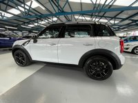 USED 2013 63 MINI COUNTRYMAN 1.6 COOPER D 5d 112 BHP 