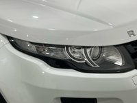 USED 2015 15 LAND ROVER RANGE ROVER EVOQUE 2.2 SD4 DYNAMIC LUX 5d 190 BHP SD4 Dynamic Lux Pack, Hosting a Generous Specification, Striking High Gloss White, Black Alloy Wheels,  1 Owner 35850 Miles