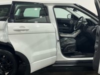 USED 2015 15 LAND ROVER RANGE ROVER EVOQUE 2.2 SD4 DYNAMIC LUX 5d 190 BHP SD4 Dynamic Lux Pack, Hosting a Generous Specification, Striking High Gloss White, Black Alloy Wheels,  1 Owner 35850 Miles