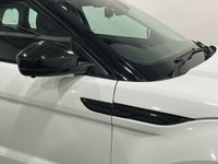 USED 2015 15 LAND ROVER RANGE ROVER EVOQUE 2.2 SD4 DYNAMIC LUX 5d 190 BHP SD4 Dynamic Lux Pack, Hosting a Generous Specification, Striking High Gloss White, Black Alloy Wheels,  1 Owner 35850 Miles