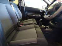 USED 2017 17 CITROEN C4 CACTUS 1.2 PURETECH FLAIR S/S 5d 109 BHP * SATNAV *   PANROOF
