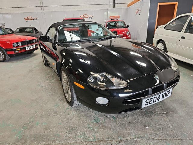 2004 04 Jaguar Xk8 Convertible 4.2 CONVERTIBLE 2d 300 BHP