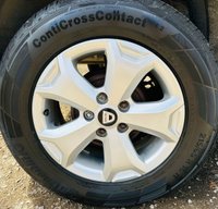 USED 2020 20 DACIA DUSTER 1.3 COMFORT TCE 5d 129 BHP SATELLITE NAVIGATION  REAR PARKING CAMERA  AIR CONDITIONING  DAB RADIO  BLUETOOTH