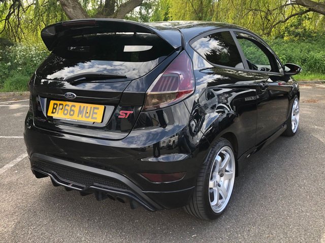 View our FORD FIESTA