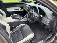 USED 2016 16 JAGUAR XF 3.0d V6 S (300) Automatic Euro 6 (Sliding Panoramic Sunroof / Widescreen Premium Navigation) !! NATIONWIDE DELIVERY AVAILABLE !!