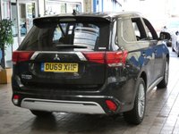 USED 2019 69 MITSUBISHI OUTLANDER 2.4 PHEV DYNAMIC 5d 222 BHP APP BASED SAT NAV HEATED LEATHER MITSUBISHI WARRANTY TILL NOV 2024