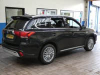 USED 2019 69 MITSUBISHI OUTLANDER 2.4 PHEV DYNAMIC 5d 222 BHP APP BASED SAT NAV HEATED LEATHER MITSUBISHI WARRANTY TILL NOV 2024