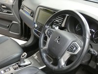 USED 2019 69 MITSUBISHI OUTLANDER 2.4 PHEV DYNAMIC 5d 222 BHP APP BASED SAT NAV HEATED LEATHER MITSUBISHI WARRANTY TILL NOV 2024