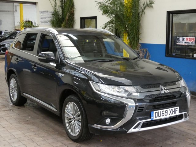 2019 69 Mitsubishi Outlander 2.4 PHEV DYNAMIC 5d 222 BHP