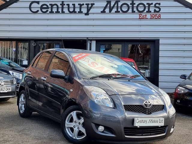 2010 10 Toyota Yaris 1.33 VVT-i TR 5dr - ALLOY WHEELS