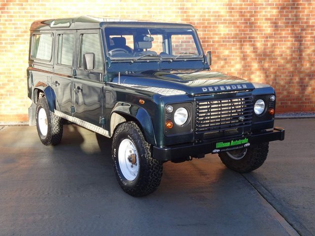 View our LAND ROVER DEFENDER