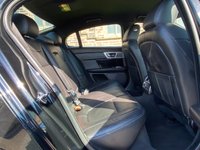 USED 2015 P JAGUAR XF 2.2 D R-SPORT BLACK 4d 200 BHP 