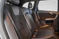 USED 2017 W VOLVO XC60 2.0 D4 R-DESIGN NAV 5d 188 BHP +NATIONWIDE DELIVERY AVAILABLE+
