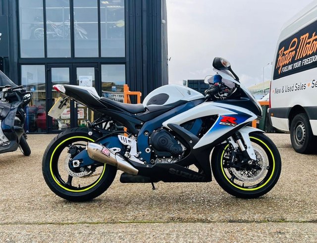 2011 11 Suzuki Gsxr750 L0 - BUY ONLINE 24 HRS A DAY - FINANCE AVAILABLE - ALL TYPES OF CREDIT ACCEPTED
