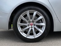 USED 2014 14 JAGUAR XF 2.2 D PREMIUM LUXURY 4d 200 BHP 