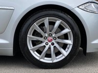 USED 2014 14 JAGUAR XF 2.2 D PREMIUM LUXURY 4d 200 BHP 