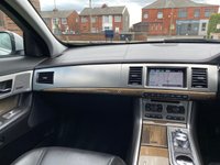USED 2014 14 JAGUAR XF 2.2 D PREMIUM LUXURY 4d 200 BHP 