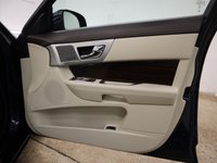 USED 2015 15 JAGUAR XF 2.2 D PORTFOLIO 4d 163 BHP GREAT COLOUR COMBINATION WITH STUNNING INTERIOR. THIS IS THE 2.2 PORFOLIO EDITION