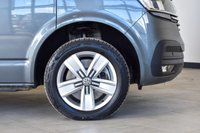 USED 2021 70 VOLKSWAGEN TRANSPORTER T6.1 T32 2.0 TDI 150PS DSG HIGHLINE KOMBI LWB Highline 150 DSG Factory Kombi