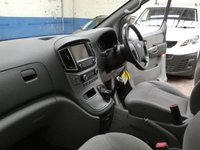 USED 2019 19 HYUNDAI i800 2.5 CRDI SE NAV 5d 134 BHP 8 SEATS SAT NAV HEATED SEATS PARKING SENSORS HYUNDAI WARRANTY TILL MAY 2024