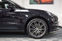 USED 2018 68 PORSCHE MACAN 2.0 PDK 5d 242 BHP PANROOF / BURMEISTER / AIR SUS