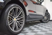 USED 2018 68 PORSCHE MACAN 2.0 PDK 5d 242 BHP PANROOF / BURMEISTER / AIR SUS