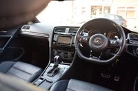 USED 2015 T VOLKSWAGEN GOLF 2.0 R DSG 5d 298 BHP PAN ROOF / LEATHER / PRETORIA