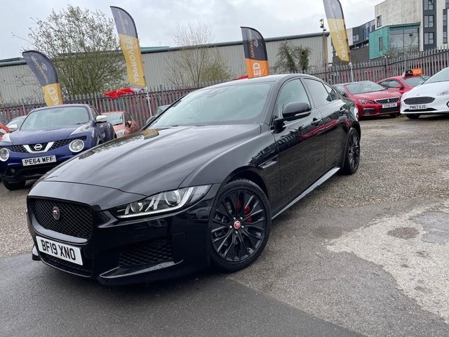 2019 JAGUAR XE