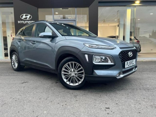 2019 19 HYUNDAI KONA 1.0 SE 5d 118 BHP **1 OWNER** Apple CarPlay**