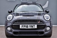 USED 2018 18 MINI HATCH COOPER 2.0 COOPER S 3d 190 BHP PanRoof Chili Pack LadyOwner