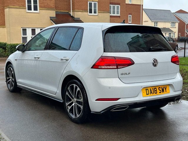 View our VOLKSWAGEN GOLF