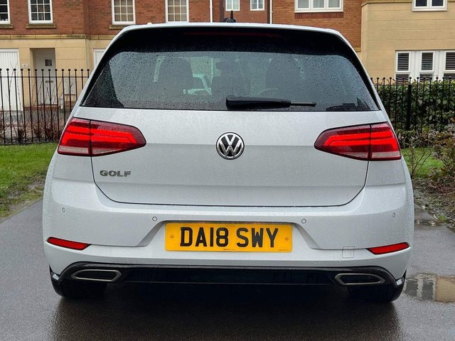 View our VOLKSWAGEN GOLF