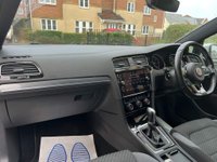 USED 2018 18 VOLKSWAGEN GOLF 2.0 R-LINE TDI BLUEMOTION TECHNOLOGY DSG 5d 148 BHP SENSORS+CARPLAY+SUEDE INTERIOR