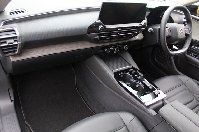 View our CITROEN C5 X