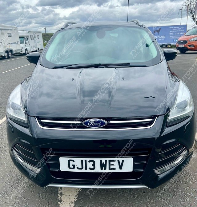 2013 FORD KUGA - Photo 2