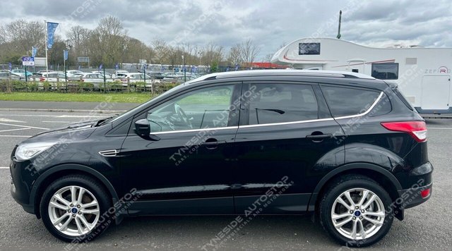 2013 FORD KUGA - Photo 4