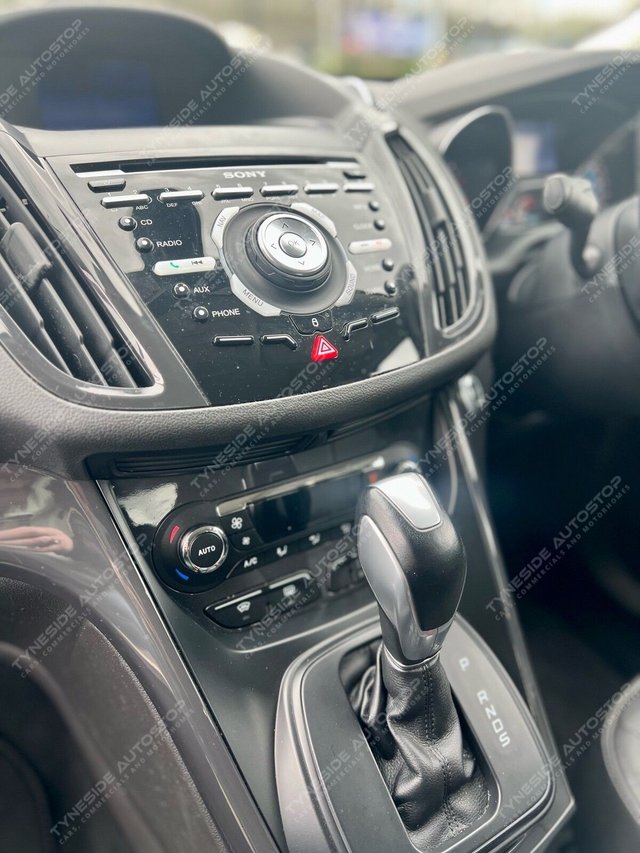 2013 FORD KUGA - Photo 11