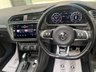 USED 2018 68 VOLKSWAGEN TIGUAN 2.0 R-LINE TDI BLUEMOTION TECHNOLOGY 4MOTION DSG 5d 237 BHP PARK ASSIST / LOW MILES / MEGA SPEC