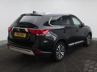 USED 2019 19 MITSUBISHI OUTLANDER 2.0 DESIGN 5d 148 BHP 7 SEATS CAMERA HEATED SEATS 1 OWNER MITSUBISHI WARRANTY TILL AUG 2024