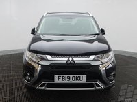 USED 2019 19 MITSUBISHI OUTLANDER 2.0 DESIGN 5d 148 BHP 7 SEATS CAMERA HEATED SEATS 1 OWNER MITSUBISHI WARRANTY TILL AUG 2024
