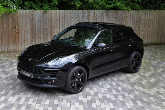 2017 67 Porsche Macan 3.0 D S PDK 5d 258 BHP