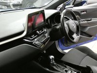 USED 2019 68 TOYOTA CHR 1.8 DYNAMIC 5d 122 BHP SAT NAV CAMERA HEATED SEATS 1 OWNER TOYOTA WARRANTY TILL FEB 2029