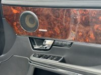 USED 2010 60 JAGUAR XJ 3.0 D V6 PORTFOLIO SWB 4d 275 BHP 