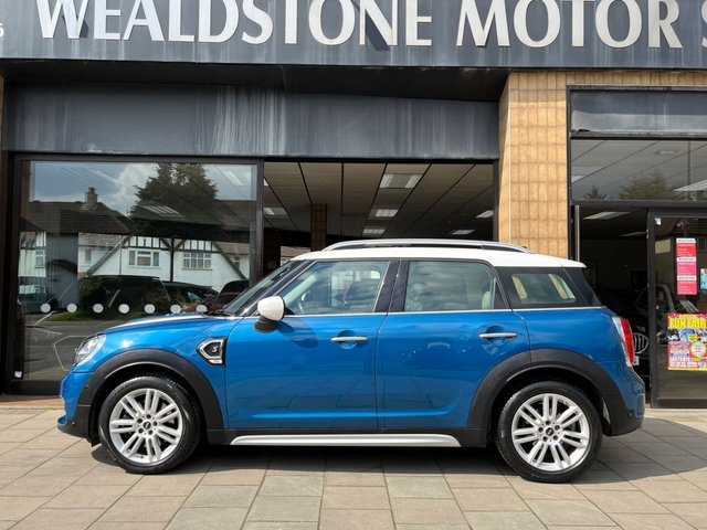 2019 69 MINI Countryman 2.0 COOPER S EXCLUSIVE 5d 190 BHP