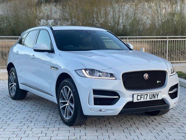 2017 17 Jaguar F-Pace 2.0 R-SPORT AWD 5d 178 BHP