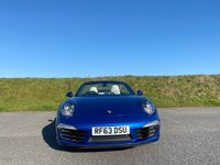 USED 2014 63 PORSCHE 911 3.4 CARRERA 2d 350 BHP JUST 28,000 MILES FROM NEW - ONLY 2 OWNERS - STUNNING EXAMPLE - FULL PORSCHE HISTORY - ULTRA RARE 7 SPEED MANUAL