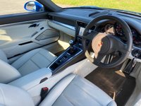 USED 2014 63 PORSCHE 911 3.4 CARRERA 2d 350 BHP JUST 28,000 MILES FROM NEW - ONLY 2 OWNERS - STUNNING EXAMPLE - FULL PORSCHE HISTORY - ULTRA RARE 7 SPEED MANUAL