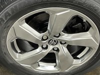 USED 2019 69 TOYOTA RAV4 2.5 VVT-I EXCEL 5d 215 BHP Skyview Panoramic Roof