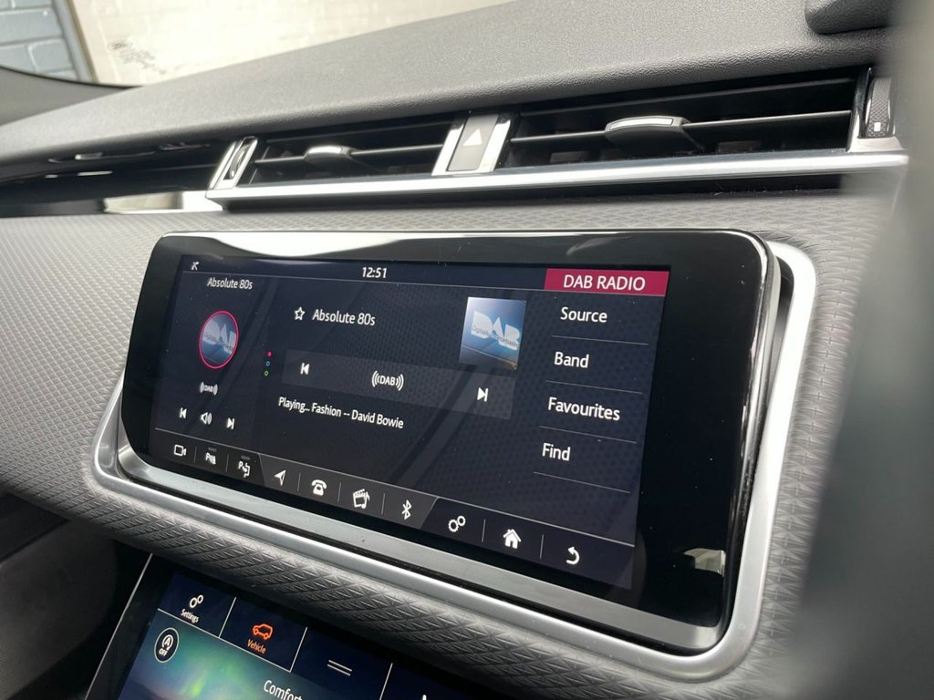 USED 2019 19 LAND ROVER RANGE ROVER VELAR 2.0 R-DYNAMIC SE 5d 178 BHP 