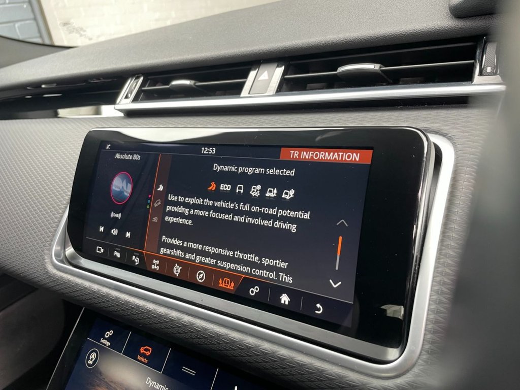 USED 2019 19 LAND ROVER RANGE ROVER VELAR 2.0 R-DYNAMIC SE 5d 178 BHP 